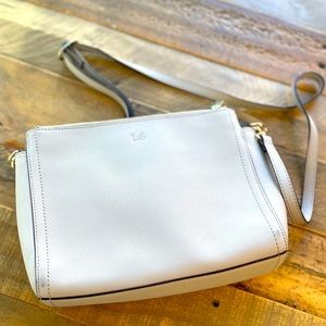 Lo & Sons Pearl Crossbody